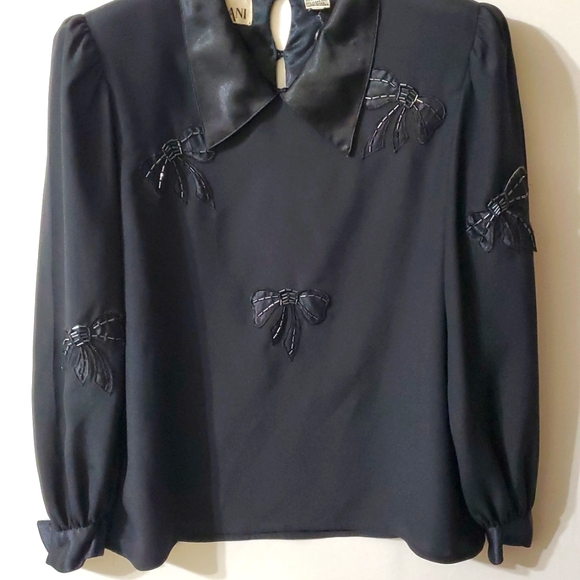Vintage Nilani Black Long Sleeve Satin Blouse with Beaded Bows Sz 2 - Picture 2 of 12